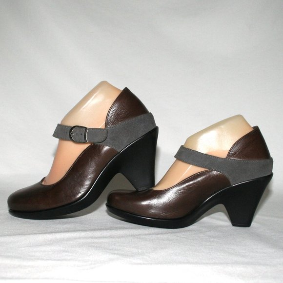 DROMEDARIS Leather Pumps Brown & Gray Closed 3 1/4" Heels with Padded Insoles - Picture 7 of 10